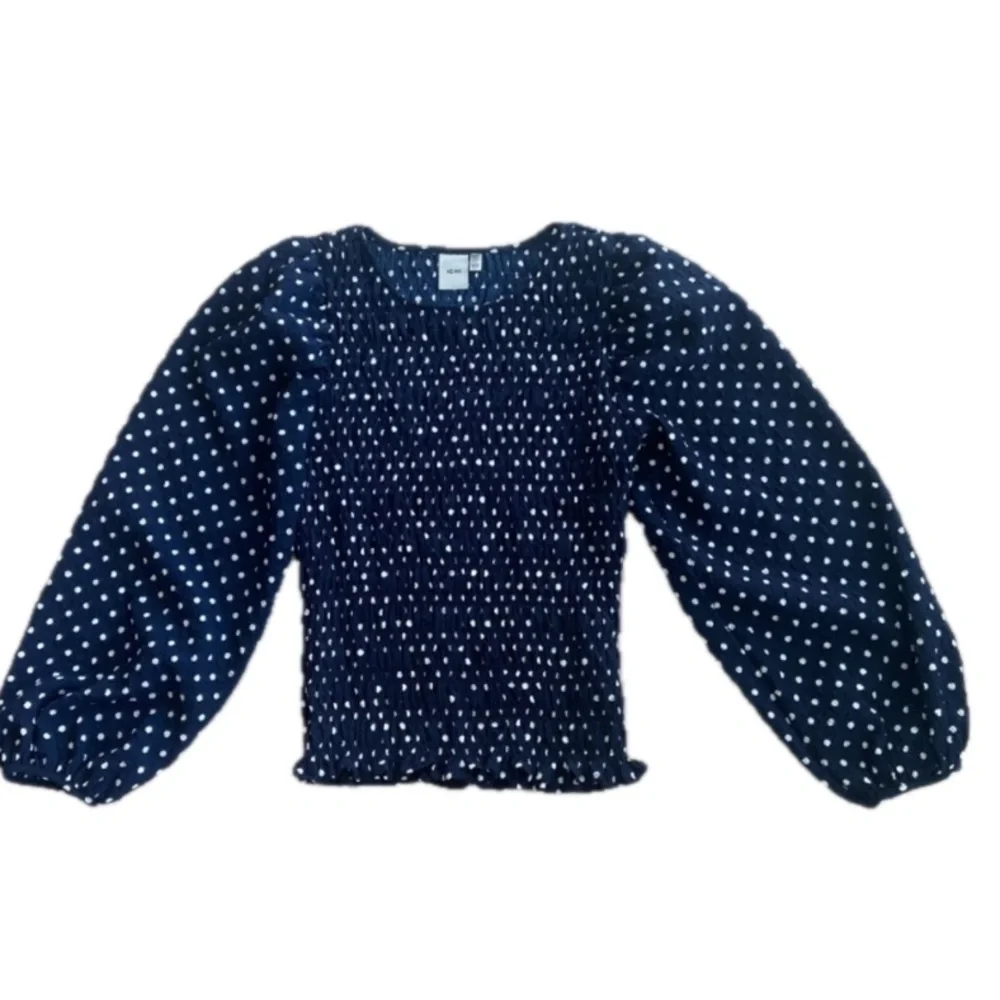 ICHI Danish Polka Dot Blouse Navy White Ruched Puff Sleeve Size 4 EUC - Picture 2 of 10
